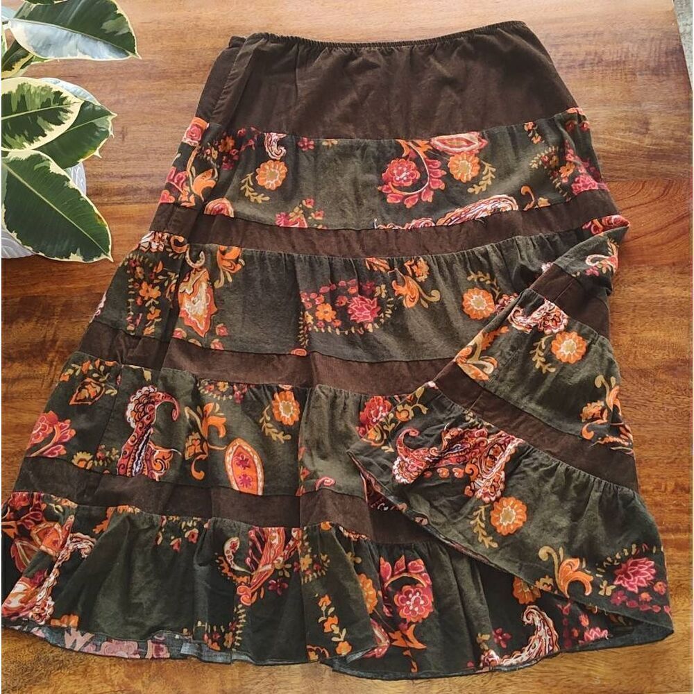 Casual Corner tiered green orange paisley skirt corduroy trim Italy Large